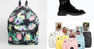 Holiday shopping for teen girls can be tricky so we have compiled a list of handpicked holiday gift guide for teen girls from teenage girls. 12 Christmas Gifts For Teenage Girls From Fashion To Photography A Bumper Guide Irish Mirror Online