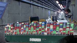 The ship was sailing to rotterdam from china. Yjyg3t0aqjswym
