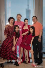 This is 鍾麗緹笠頭試衫走樣 帶嫩夫喪買爆喼 by sing tao on vimeo, the home for high quality videos and the people who love them. é¾éº—ç·¹å…¨å®¶ç¦å¤§ç§€ æ°´è›‡è…° å°è…¹é‚„æ˜¯å¹³çš„ æ›¾è©¦ç®¡æ±‚å­è‡³ä»Šæœªæ‡·å­•