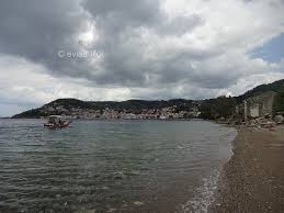 Στη λίμνη ευβοίας για τσίπουρα και γαλακτομπούρεκο. Kairikh Kamera Sthn Koinothta Limnhs Eyboias Filoi