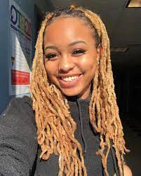 Dyed Locs Gefarbte Loks Locs Teints Locs Tenidos Starter Locs Faux Locs Locs Hairstyles Thick Locs Locs Hairstyles Dreads Short Hair Pretty Dreads