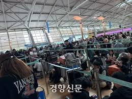 인천공항 항공권 발권 시스템 ‘오류’···체크인 지연에 승객 ‘발동동’