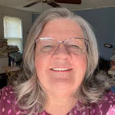 Which shop in Ohio has a large collection of Kaffe Fassett fabrics?