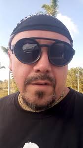 Roberto Rojo (@chibercgyeo)