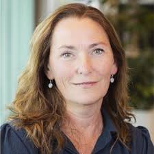 Maandag kreeg ik een warm welkom van Johri Maat en de collega's van Bureau  Integriteit Dienst Justitiële Inrichtingen (DJI). Ik kijk er enorm naar uit  om aan de slag te gaan als