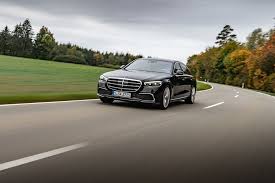 2021 Mercedes Benz S Class Advances The High Tech Luxury Sedan In 2020 Benz S S Class Benz
