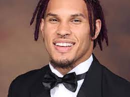 Lashawn Dillon's Instagram, Twitter & Facebook