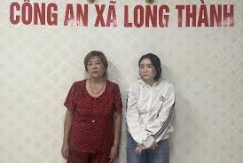 Tạm giữ hình sự bà chủ tiệm tạp hóa Nguyễn Thị Hà Ny, thu giữ tại ...