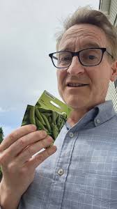 Pathetic Peas. My snap pea crop is a complete failure this year. Out of 50  seeds, I got 7 to grow. The rodents have been relentless digging up the  seeds I plant.