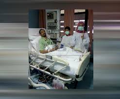 Dialisis peritoneal (dalam bahasa inggeris peritoneal dialysis, pd) adalah satu rawatan untuk pesakit penyakit buah pinggang kronik yang teruk. Terima Buah Pinggang Selepas 16 Tahun Dialisis