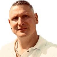 10+ "Ronald Uhlig" profiles