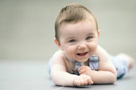 Sebab dimasing namanya terdapat arti yang sangat bagus sekali. 145 Contoh Nama Bayi Laki Laki Modern Yang Keren Beserta Artinya