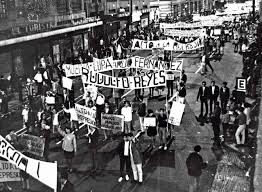 Masiva marcha del silencio por caso nisman. La Marcha Del Silencio A 50 Anos Ibero 90 9
