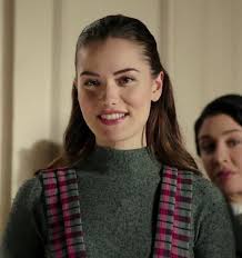 zeynepelifikra adli kullanicinin fahriye evcen feride panosundaki pin aktrisler serum fotograf