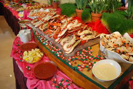 Seafood Station At The Garden City Hotel Sunday Brunch Stone Crab Claws And Lobster Seafood Buffet Classic Brunch Brunch