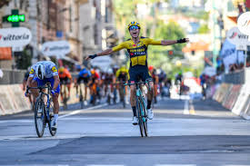 News belgian hungry for top result at tour of flanders, saying last year 'it was the dessert, now it's the main course'. Wout Van Aert Heeft Eerste Prijs Op Zak De Standaard Mobile