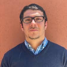 Buscando tesistas de Magister (podría ser doctorado también) , idealmente  en el área de Educación Parvularia: Para dos investigaciones que estoy  empezando buscamos tesistas de Magister: