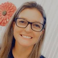 Melissa Braswell's Instagram, Twitter & Facebook