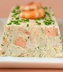 300 g de crevettes cuites décortiquées. Terrine De Saint Jacques Saumon Et Crevettes Sauce Citronnee Recette De Terrine Recettes De Cuisine Terrine De Saumon