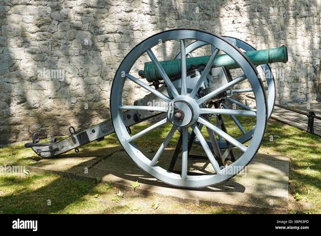 6 pounder hi-res stock photography and images - Alamy