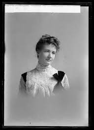 Portrait photograph of McCarne, Miss, C.M.Bell Studio