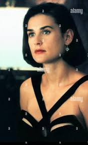 When Monica wants her haircut like Demi Moore.. what was it supposed to  look like? 🤔