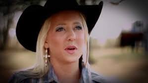 Kendra Dickson's Instagram, Twitter & Facebook