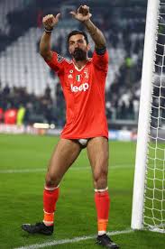 Gianluigi gigi buffon ufficiale omri (italian pronunciation: Gianluigi Buffon Photostream Soccer Guys Hot Rugby Players Rugby Players
