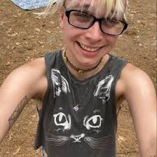 Regina Fiore (bossymcgraw)