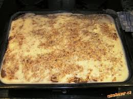 Labuznik Jablka Smetana A Orechy Food Yummy Food Eastern European Recipes