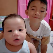 Eljen Arca Poso (@negles.osop) • Facebook