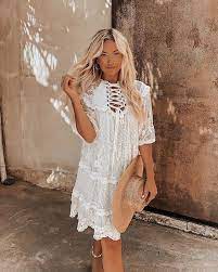 Discover pieces boasting touches of texture, playful prints and interesting cuts from the brands you love! Pin By Arso Clothes On Style In 2020 Blogger Street Style Designer Clothing Brands Clothes Design