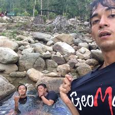 Hutan lipur ulu licin is an unspoilt recreational forest park with clear water, clean air, picnic spots and waterfalls just 5 km from the perak town of beruas. Hutan Lipur Air Terjun Ulu Bendul