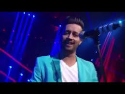 Sanu Ek Pal Chain Atif Aslam Mp3 Song Download Pin On Vids