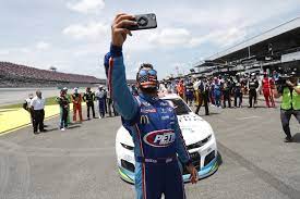 Nascar's changing position on guns follows dick's sporting good's february 2018 decision to ban the sell of commonly owned semiautomatic rifles. No Charges In Nascar Noose Incident Involving Black Driver Snopes Com