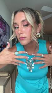 Paige and Hannah Thrift Shop