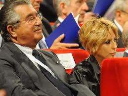 Dlatego w naszej tratorii serwujemy wszystkie smaki włoch. De Benedetti Su Berlusconi Auguri Ma Resta Imbroglione Marina Infuriata Corriere It