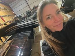 Meaghan Foley (@thrivewithmegfoley) • Instagram photos and videos