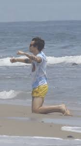 New Harry At The Beach In Malibu May 20 2019 Harry Edward Styles Edward Styles Harry Styles