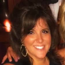 Jennifer Tunks's Instagram, Twitter & Facebook