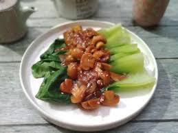 Nah, berikut ini haibunda akan membagikan resep pakcoy tahu saus tiram yang dikutip dari kitab masakan: Resep Praktis Pakcoy Siram Saus Jamur Womantalk