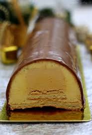 Buche A La Vanille Et Caramel Au Beurre Sale Amandine Cooking Buche De Noel Dessert Noel Gateaux Et Desserts