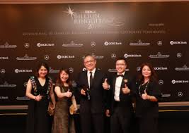 Since sara met the korean hot guy kim, the relationship between all of them started to change. Investor Relations Sunway Construction