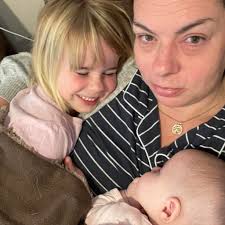 How long to wait after adding liquid lithium to an inflatable spa?