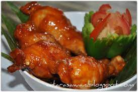 Potong ayam menjadi dua bagian lalu lumuri dengan garam. Ayam Masak Masam Manis Resepi Terbaik