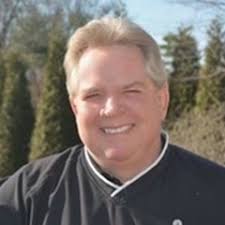 The Riverton Country Club CEO And Leadership: Executives and Demographics