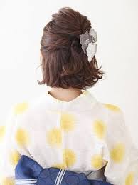 ショート浴衣 くるりんぱ3つで簡単ハーフアップ 浴衣 ヘアアレンジ ショート 着物 髪型 ボブ 浴衣に合う髪型