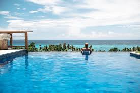 Magdalena de suecia pasa lejos de su país natal, ha querido rendir homenaje de igual manera en el día nacional con una bonita nueva fotografía de sus hijos. Casa Bonita Tropical Lodge Photos Facebook