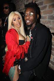 Cardib Sidesteps Engagement Rumors Vh1 Did Offset Pop The Question Hochzeit Im September Models Hochzeit
