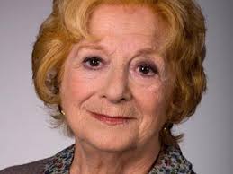 Veja o momento aqui na nova gente. Fotos Eunice Munoz Comemora 87Âº Aniversario